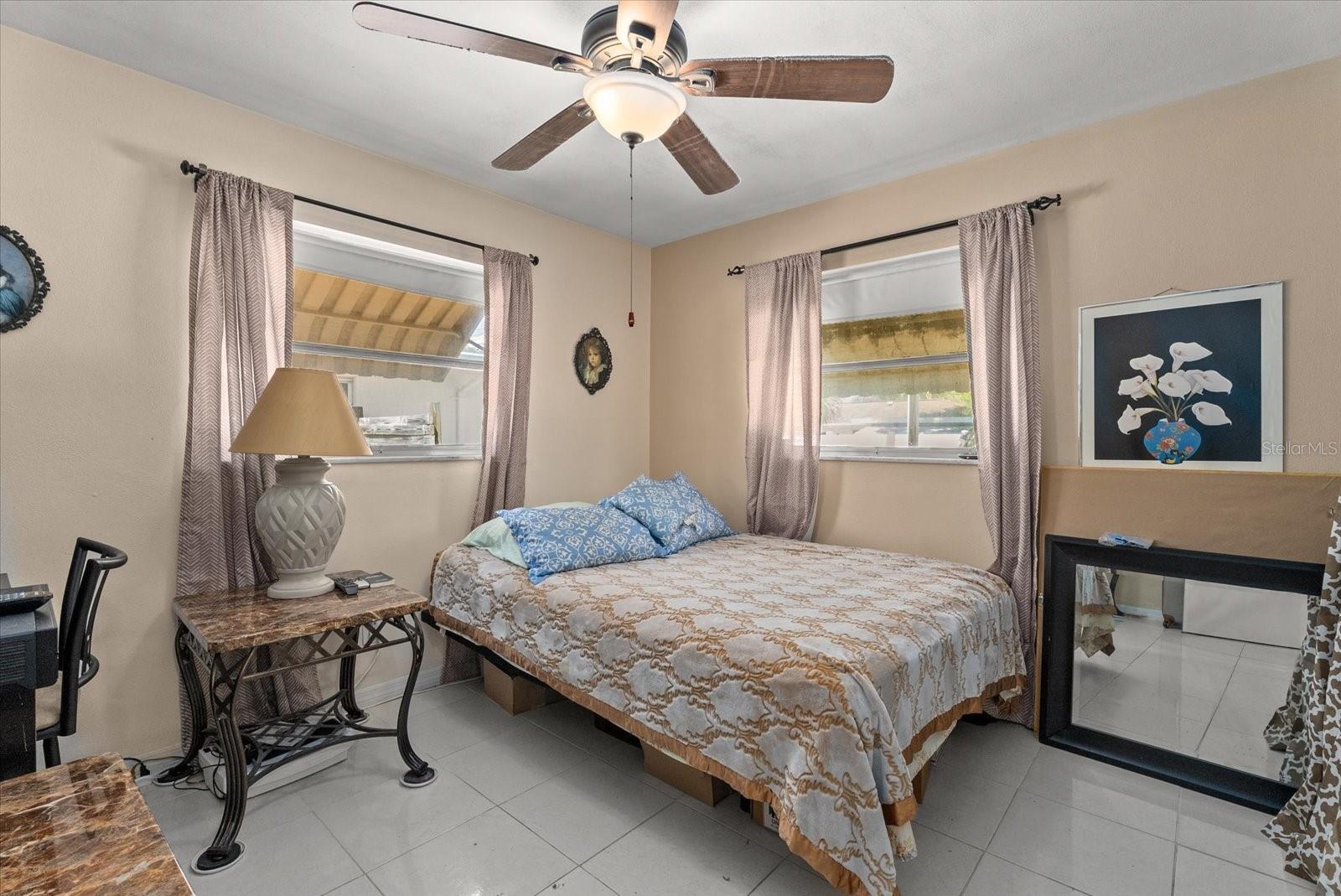 Image 16 of 28 For 2124 Greenbriar Boulevard