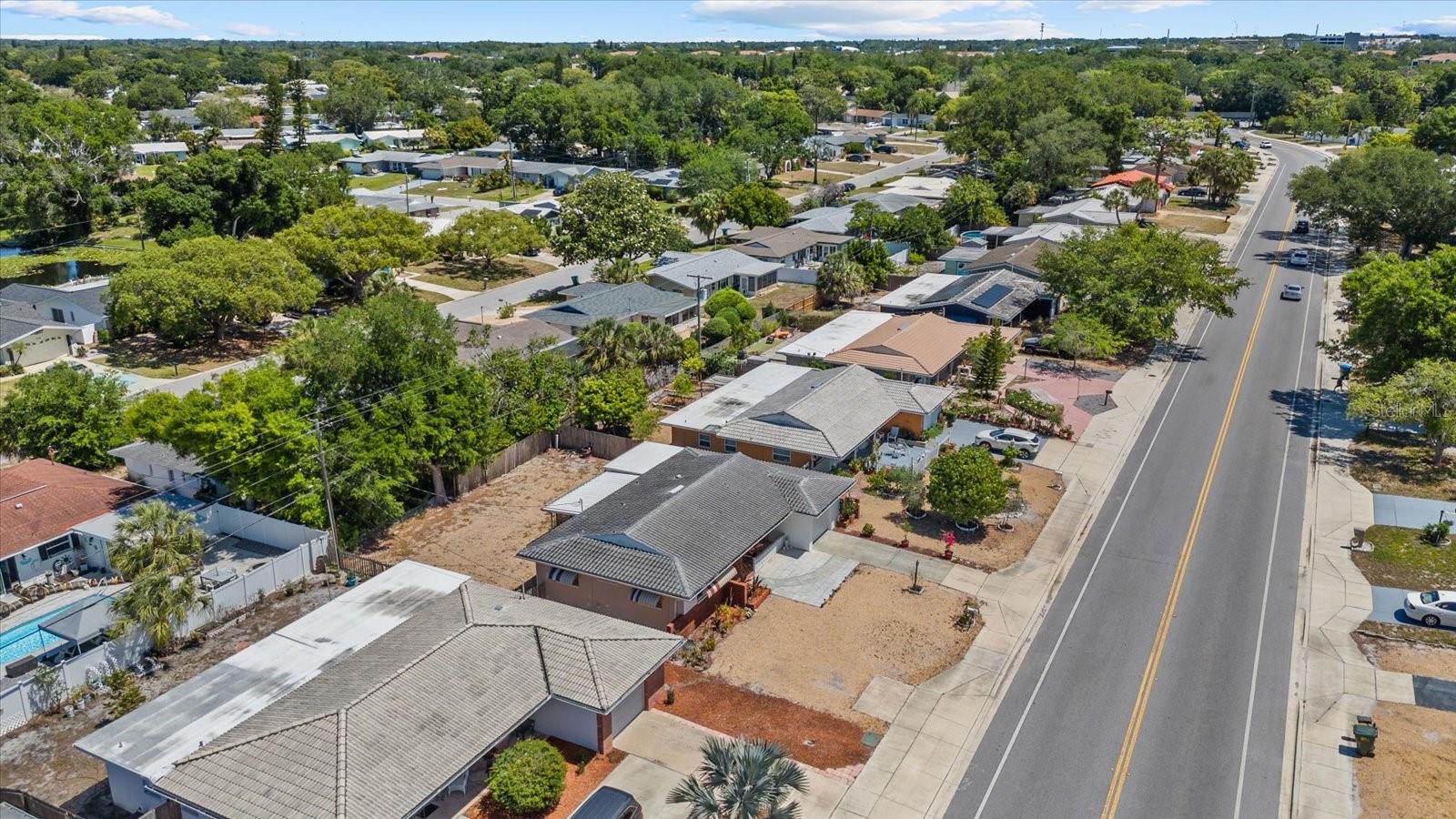 Image 19 of 28 For 2124 Greenbriar Boulevard