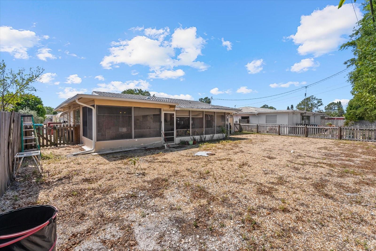 Image 26 of 28 For 2124 Greenbriar Boulevard