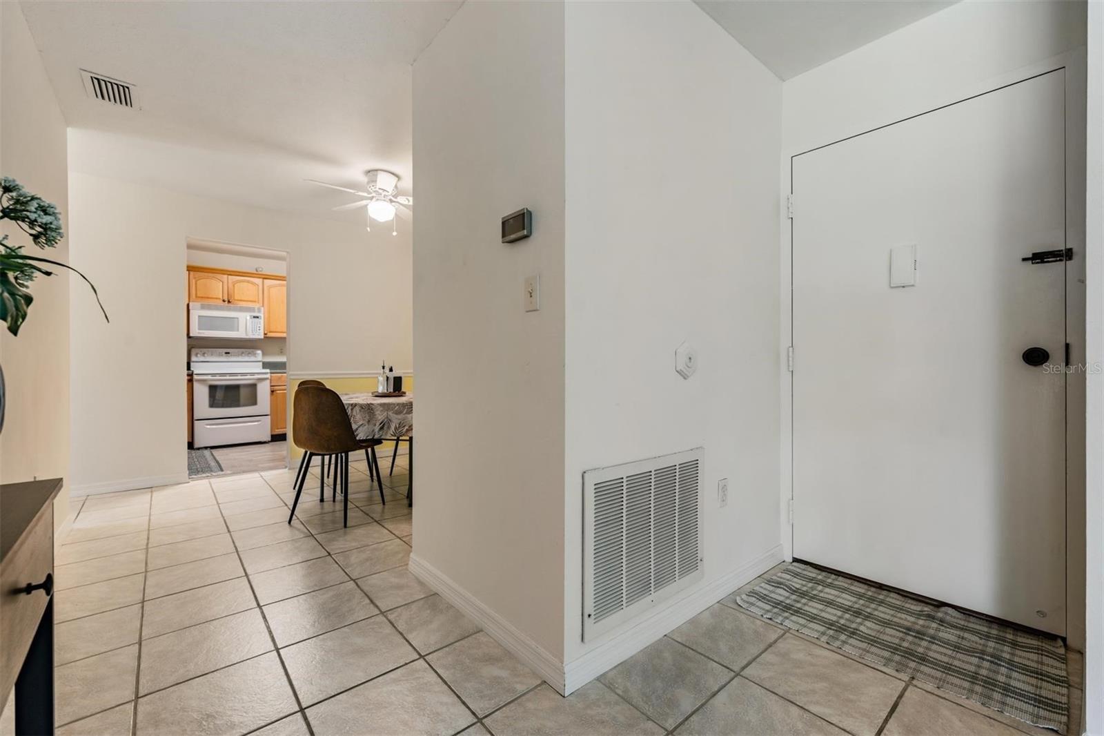 Image 12 of 30 For 2700 Bayshore Boulevard 3205