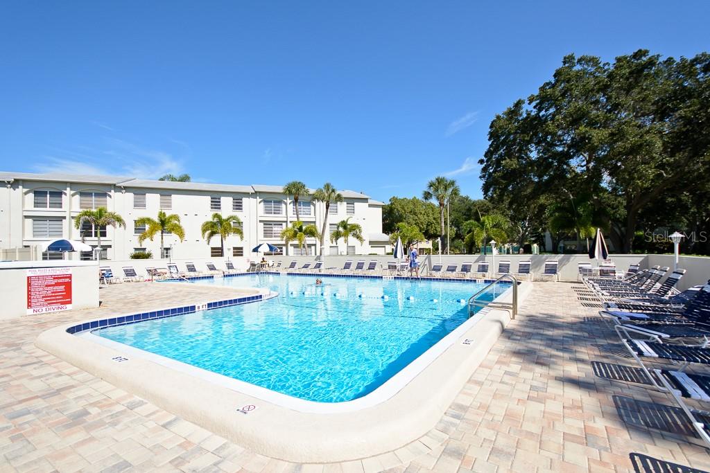 Image 16 of 30 For 2700 Bayshore Boulevard 3205