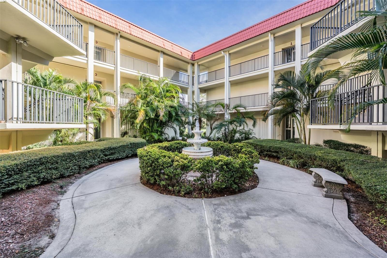 Image 2 of 30 For 2700 Bayshore Boulevard 3205