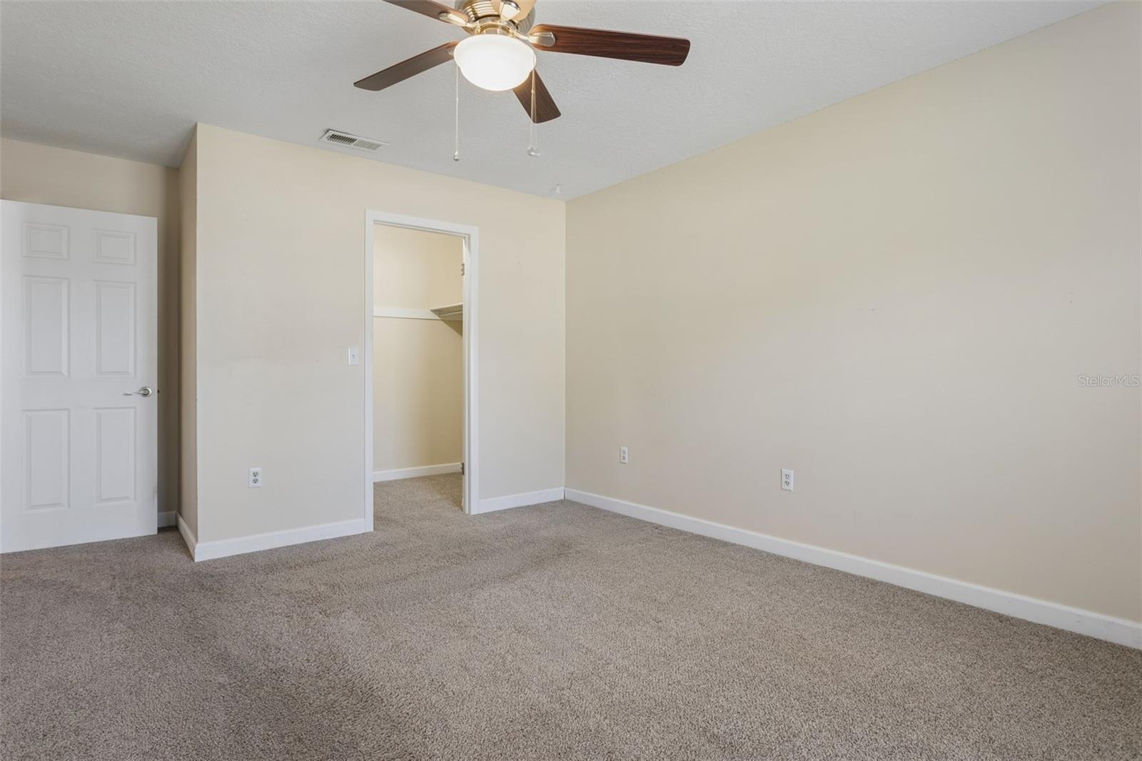 Image 17 of 26 For 6341 Treetop Circle 6341