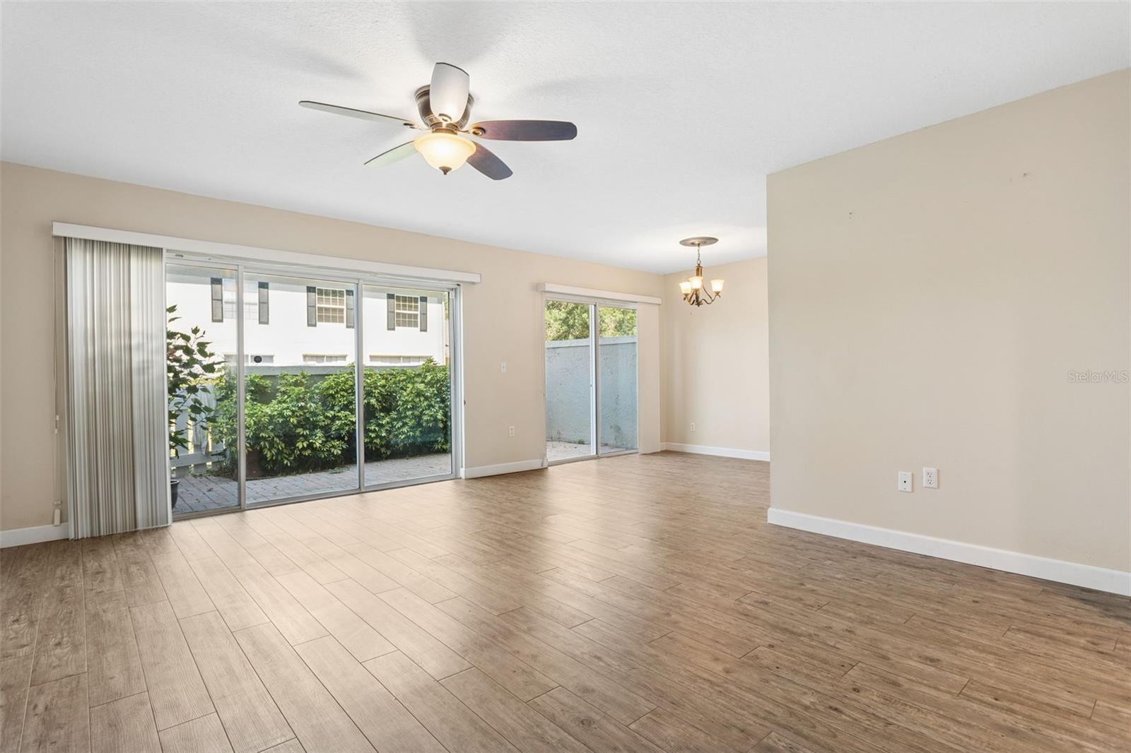 Image 5 of 26 For 6341 Treetop Circle 6341