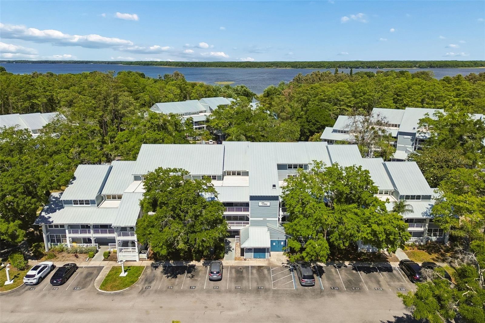 Image 32 of 36 For 2599 Dolly Bay Drive 302