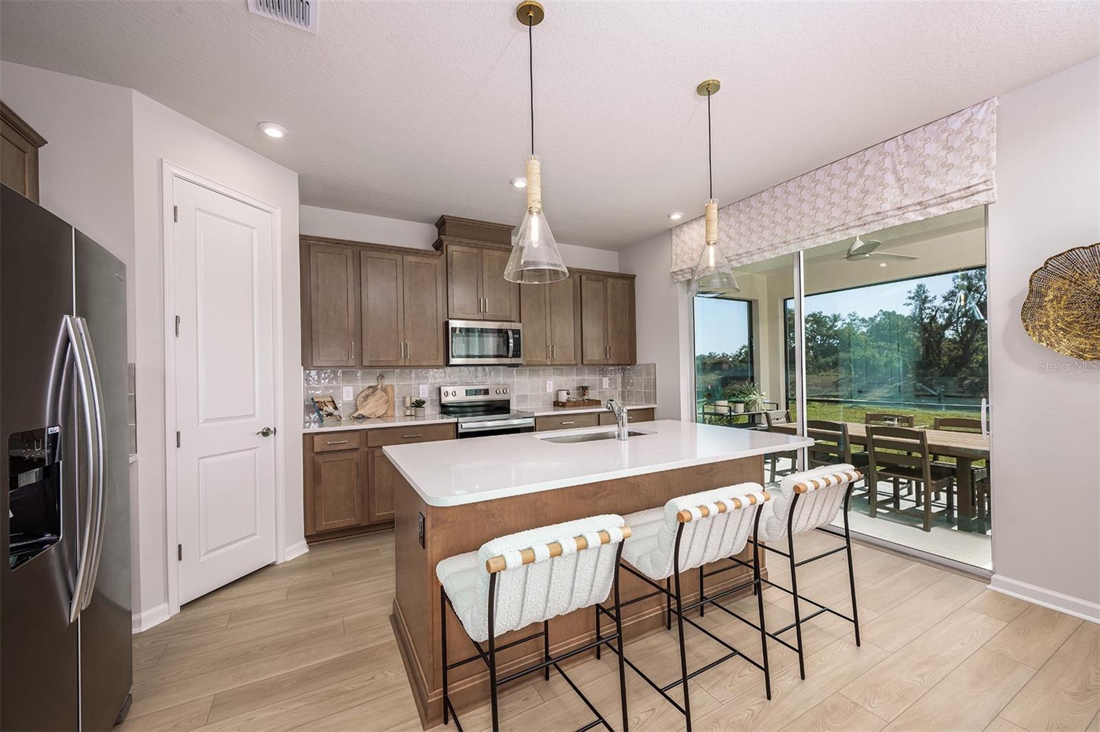 Image 4 of 24 For 1758 Soaring Vida Street
