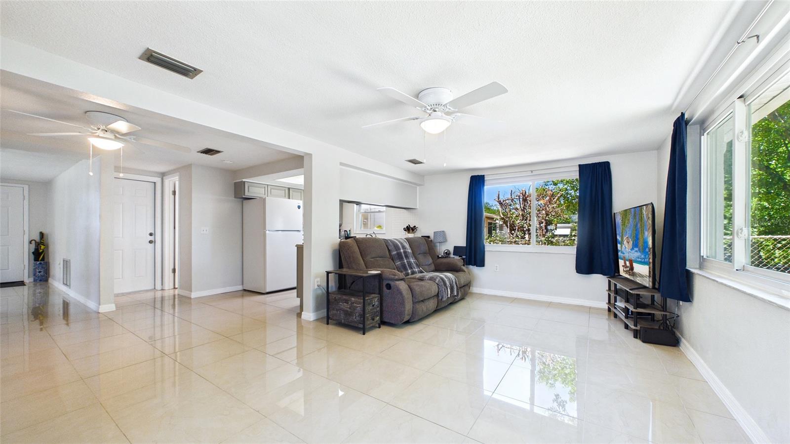 Image 16 of 50 For 5325 Devries Drive