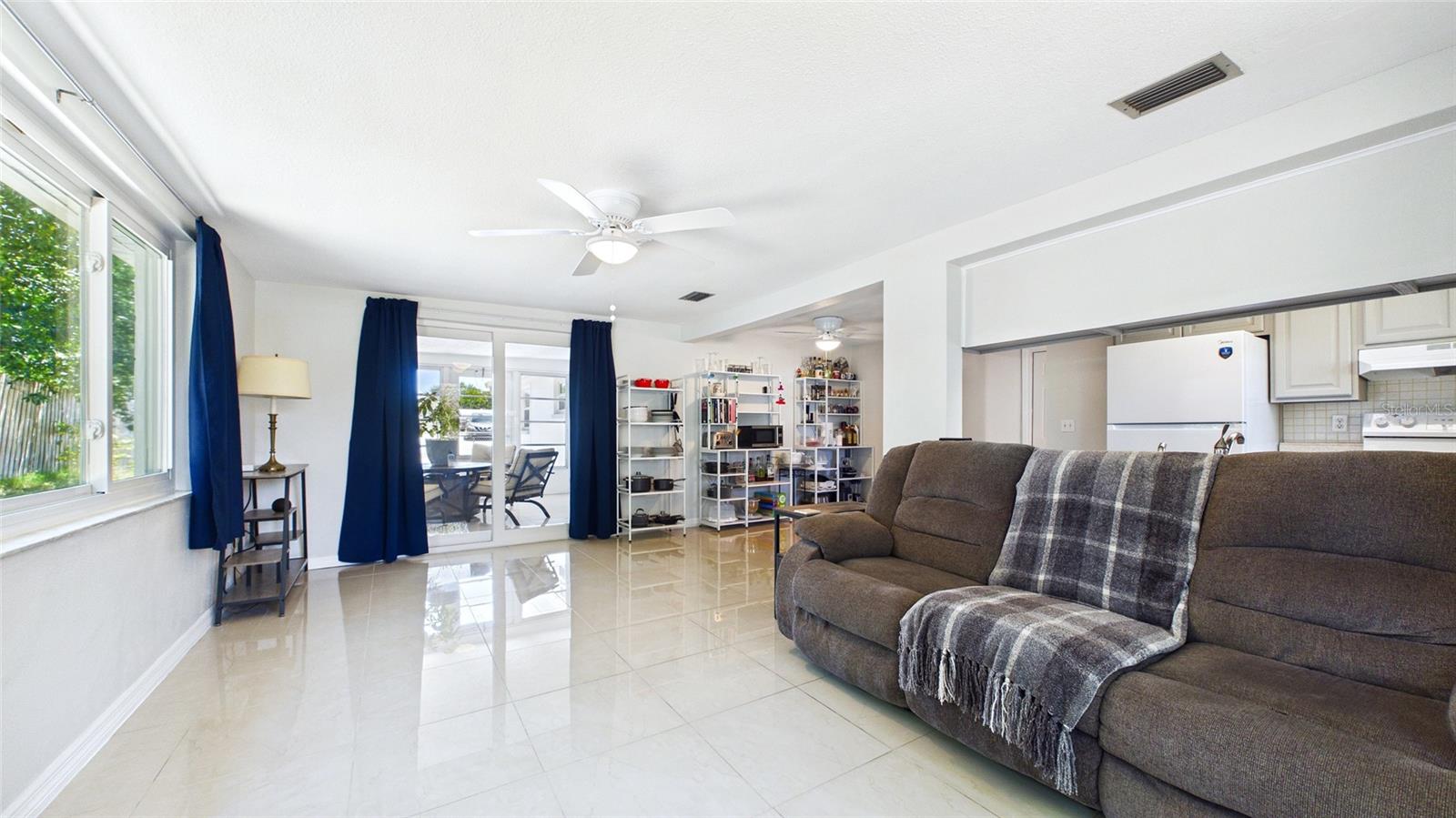 Image 17 of 50 For 5325 Devries Drive