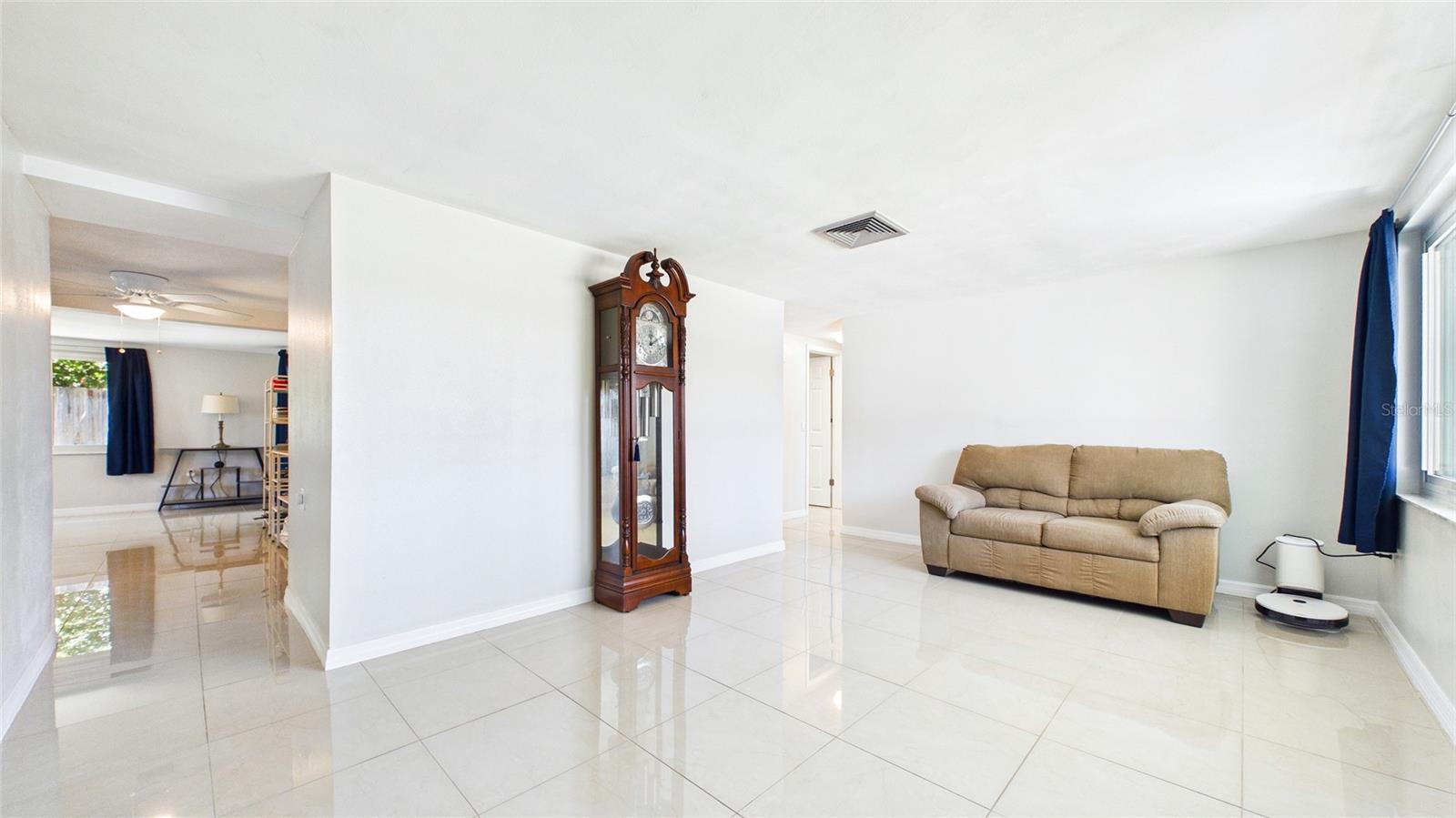 Image 7 of 50 For 5325 Devries Drive
