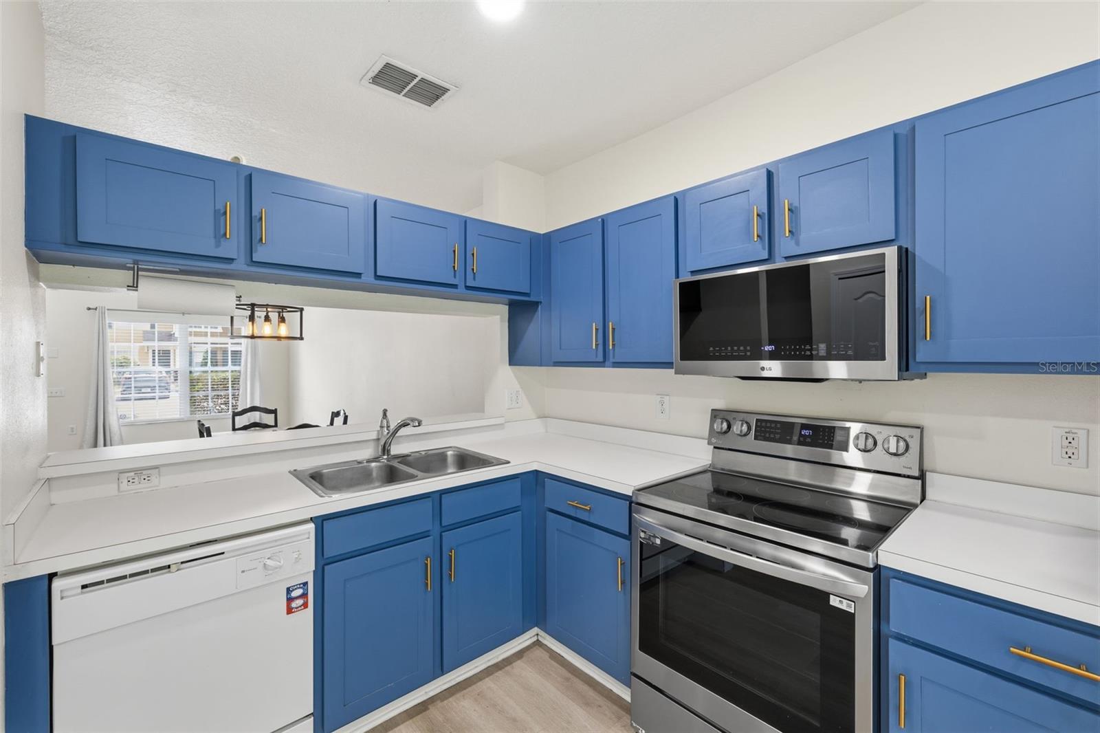 Image 11 of 25 For 1141 Kennewick Court
