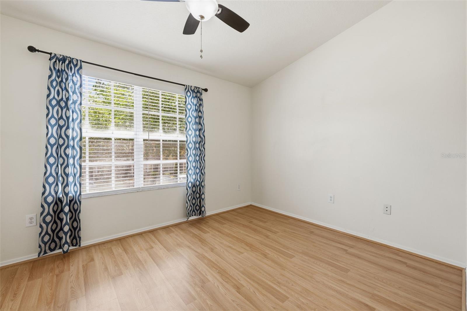 Image 19 of 25 For 1141 Kennewick Court