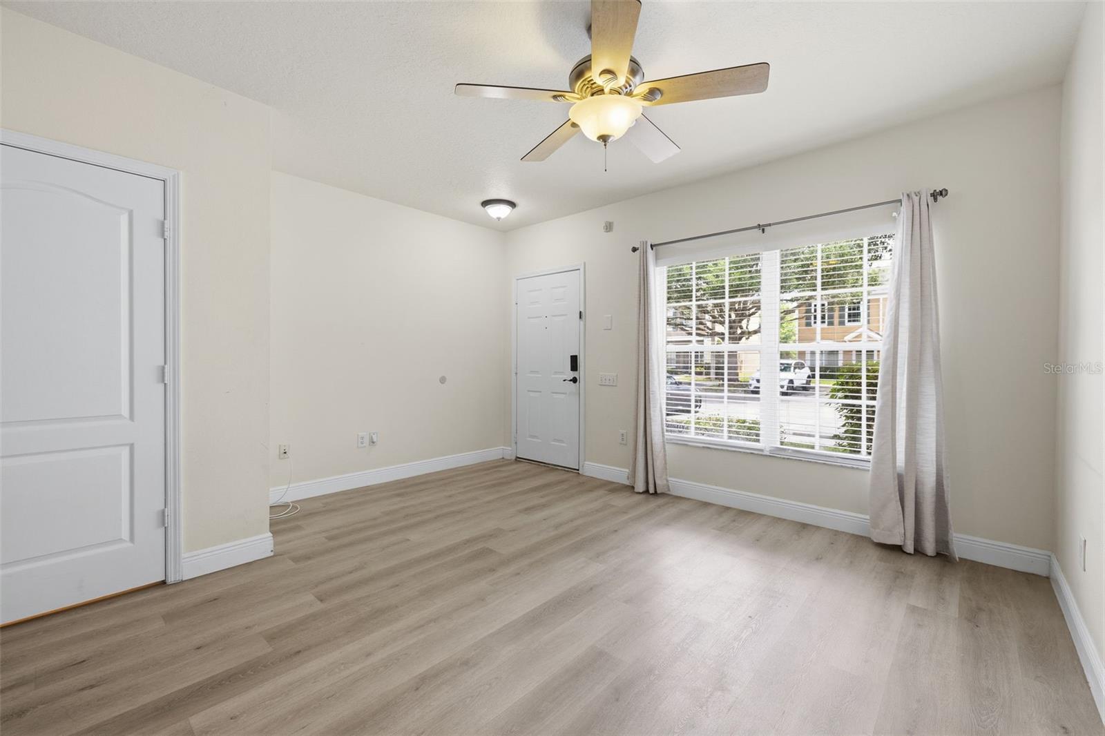 Image 3 of 25 For 1141 Kennewick Court