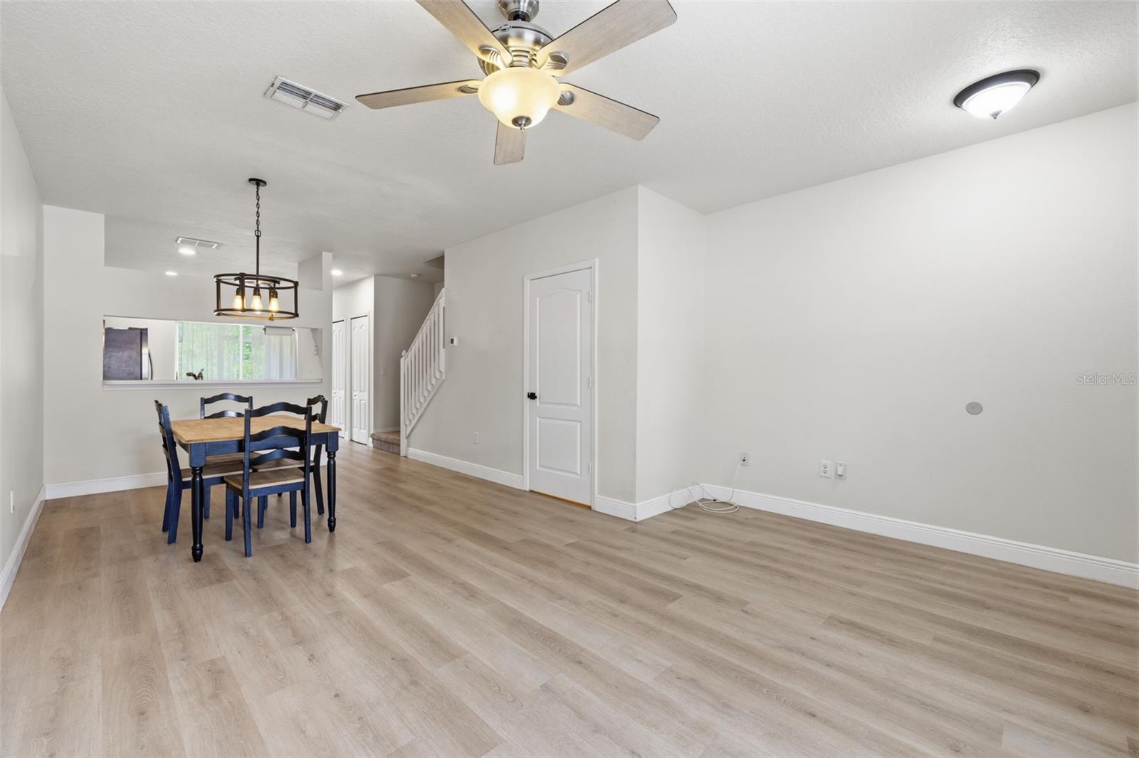 Image 5 of 25 For 1141 Kennewick Court