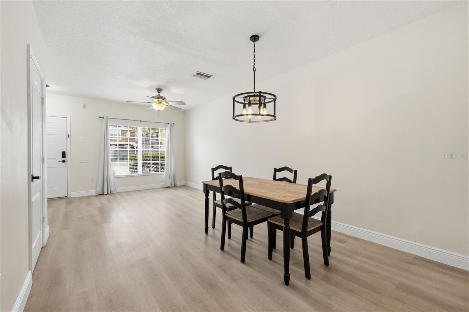 Image 7 of 25 For 1141 Kennewick Court