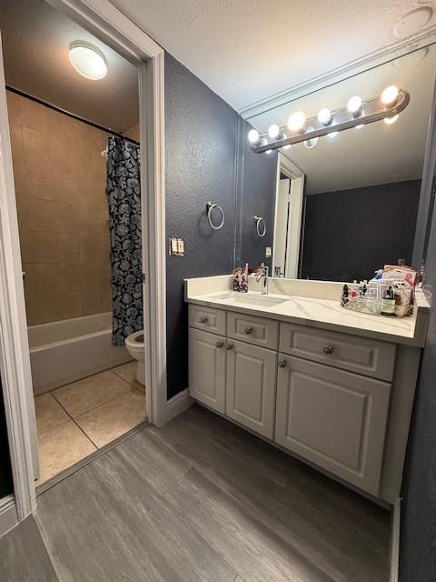 Image 11 of 21 For 444 Banyon Tree Circle 202