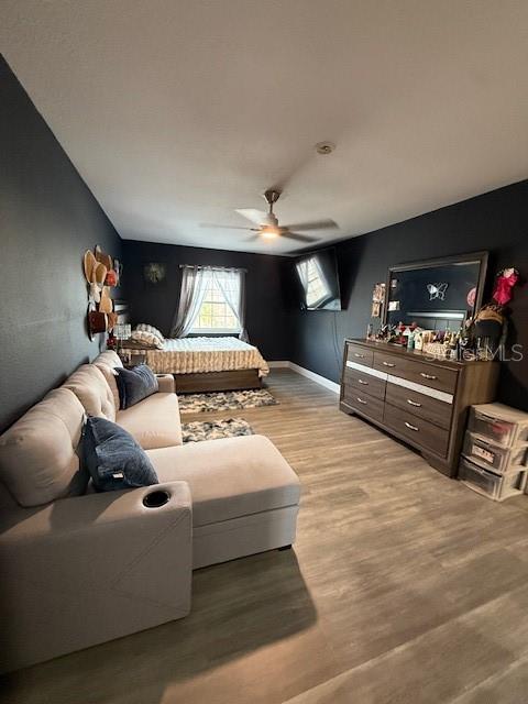 Image 7 of 21 For 444 Banyon Tree Circle 202