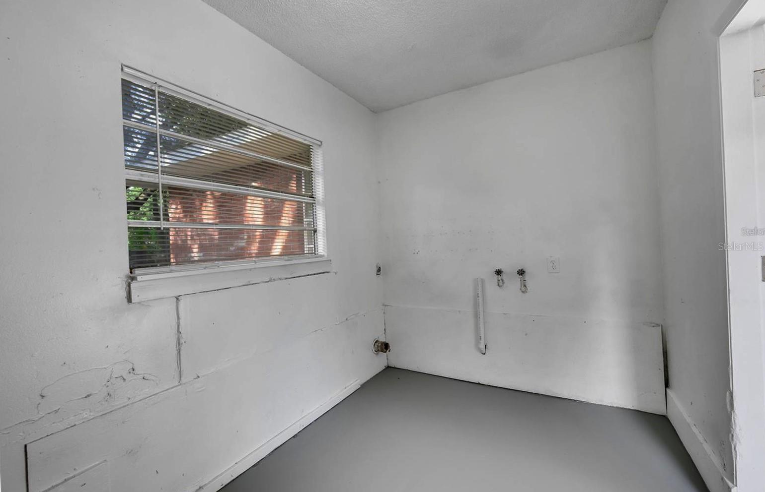Image 19 of 25 For 3204 Lambright Street