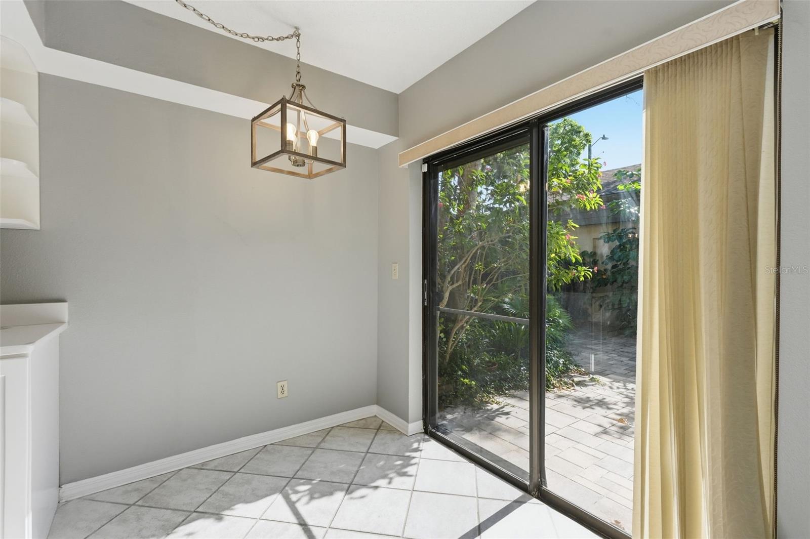 Image 13 of 29 For 3163 Landmark Drive 615