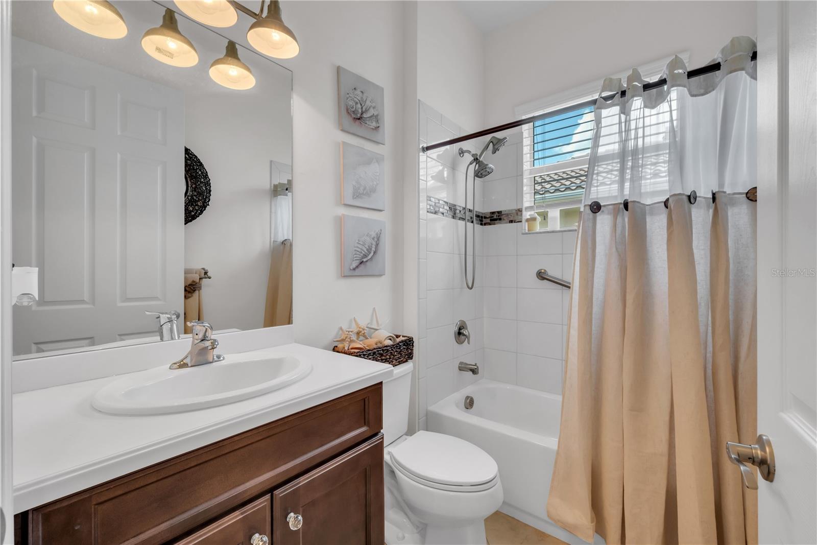 Image 20 of 45 For 4853 Grand Banks Drive