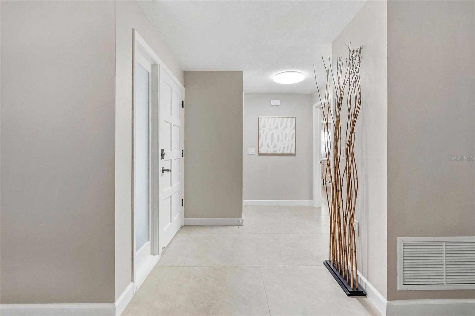 Image 4 of 38 For 14233 102nd Avenue