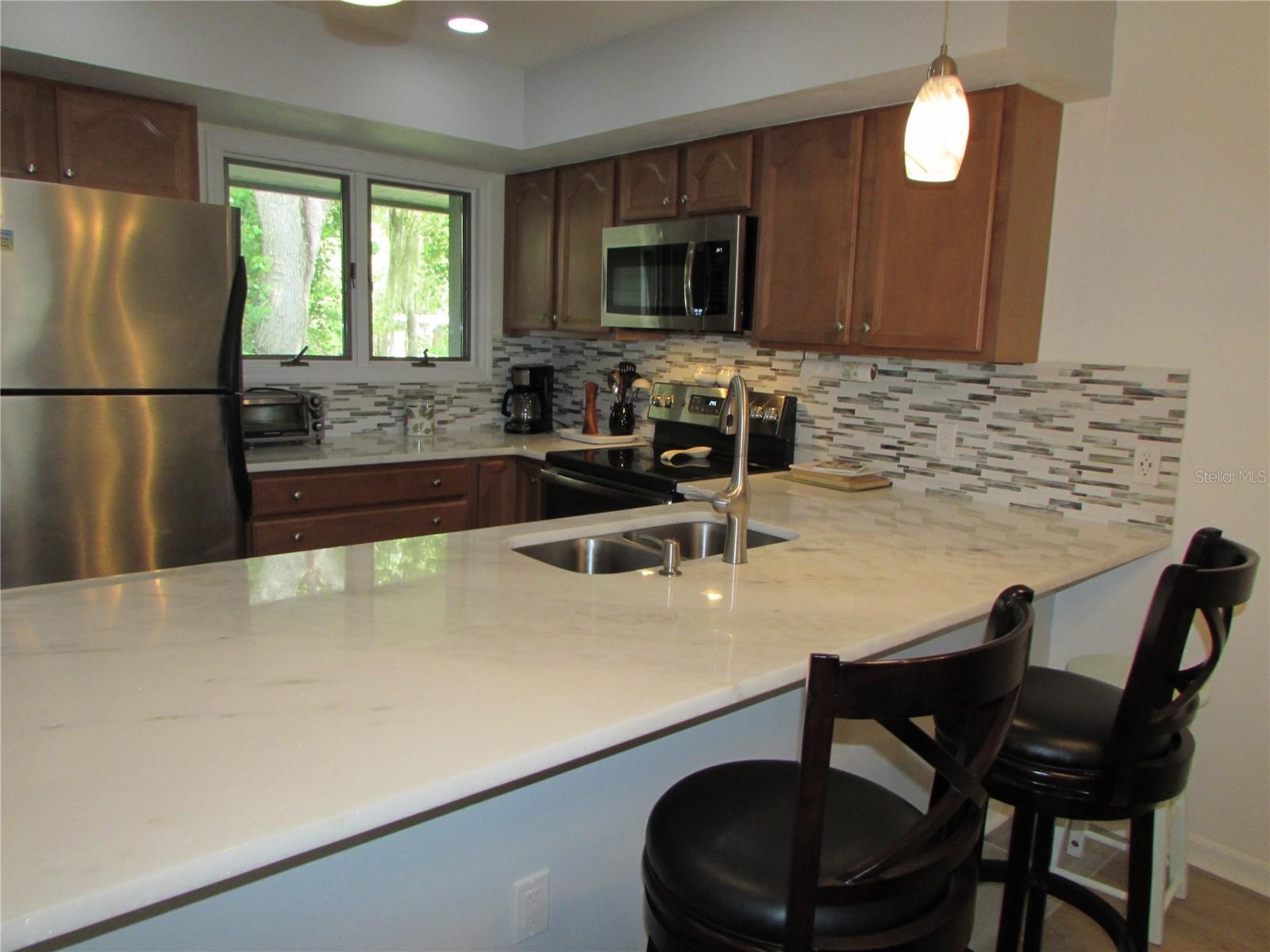 Image 10 of 29 For 1013 Lake Avoca Court