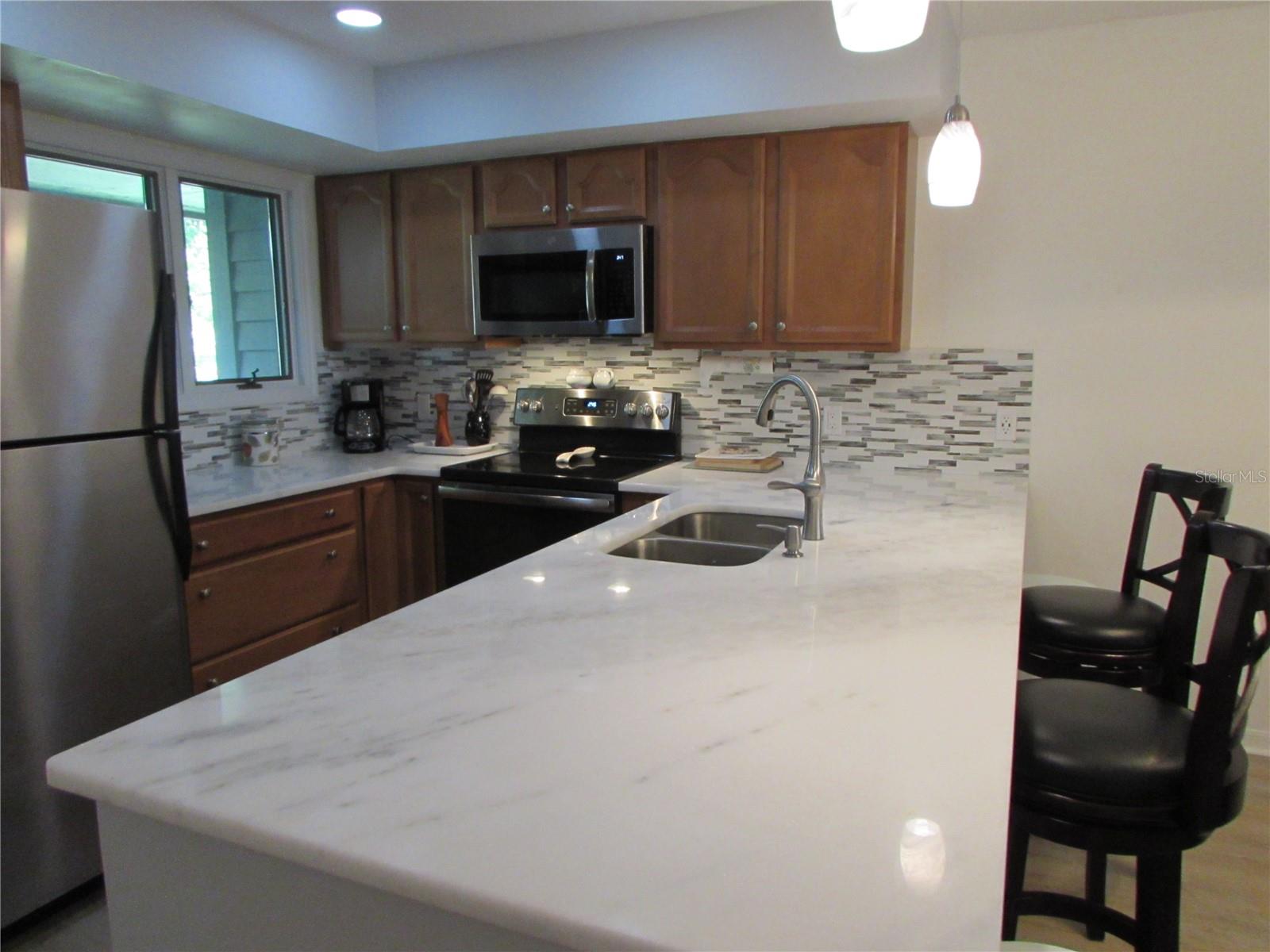 Image 11 of 29 For 1013 Lake Avoca Court