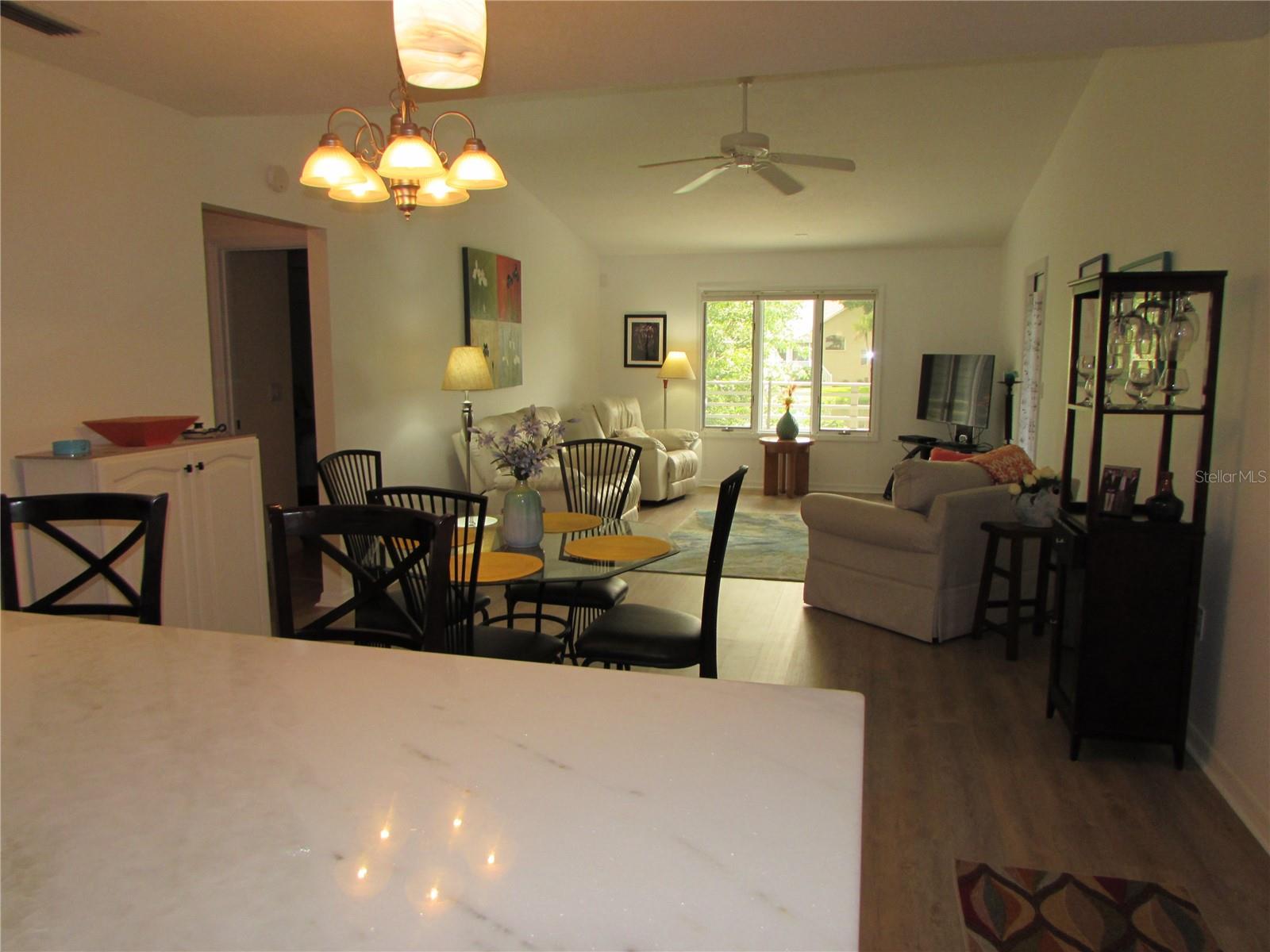 Image 12 of 29 For 1013 Lake Avoca Court