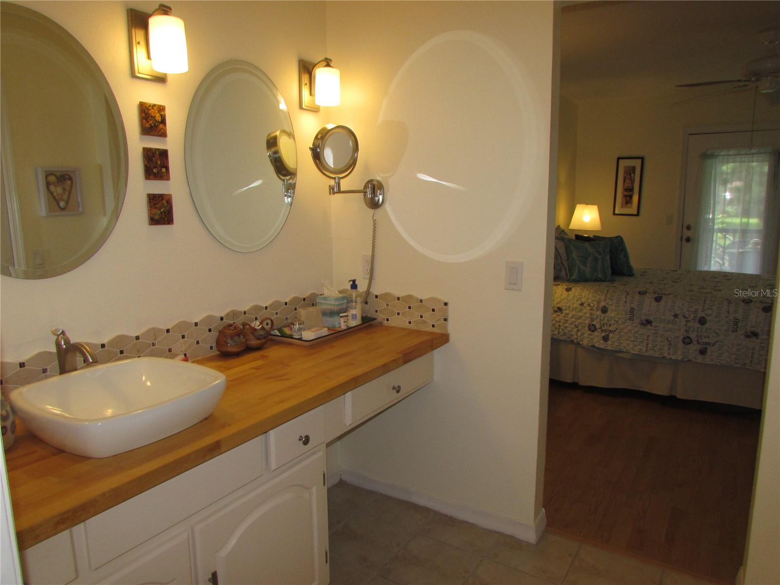 Image 15 of 29 For 1013 Lake Avoca Court