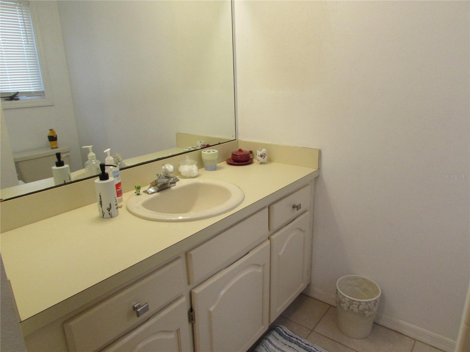 Image 20 of 29 For 1013 Lake Avoca Court