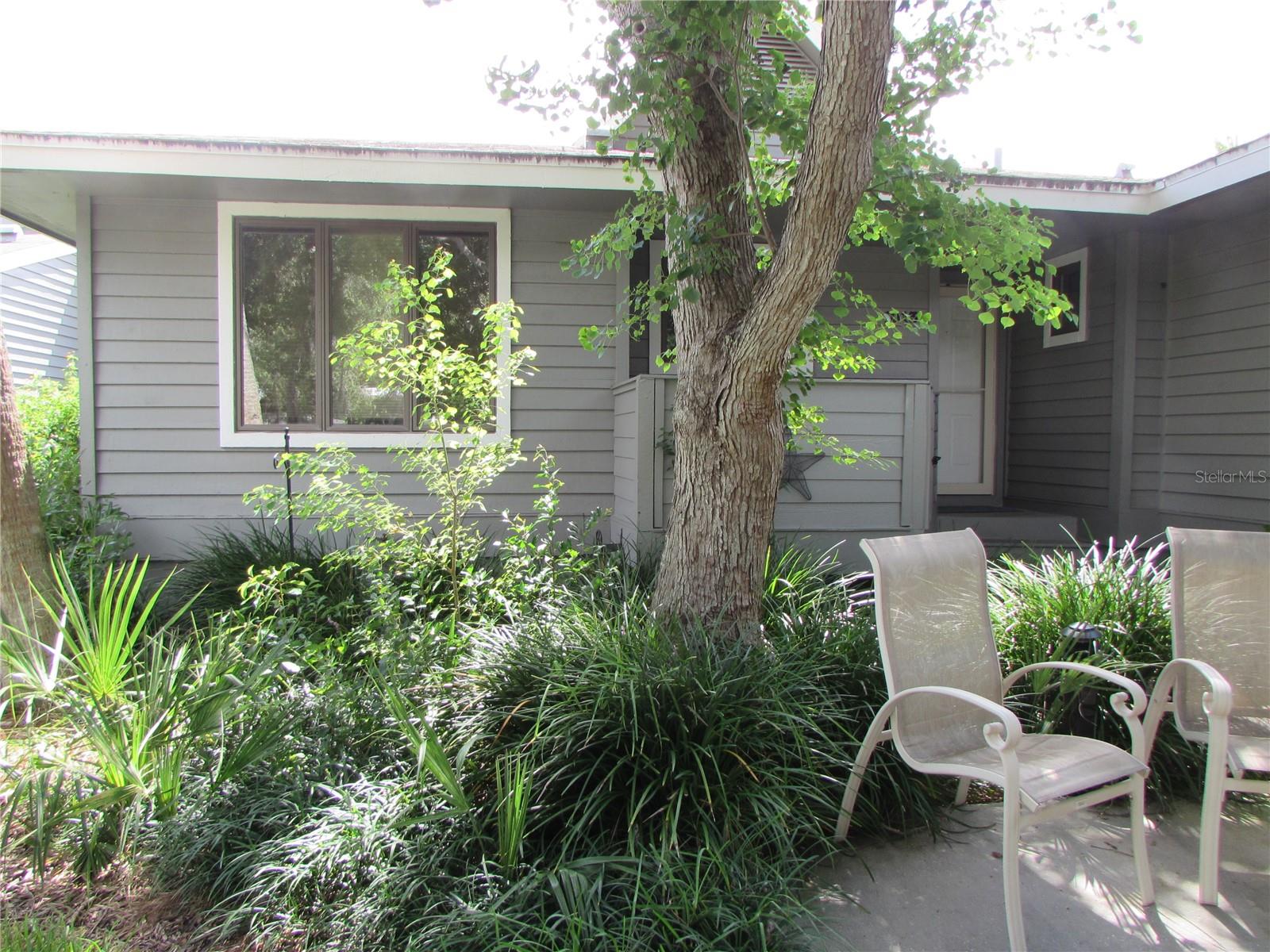 Image 3 of 29 For 1013 Lake Avoca Court