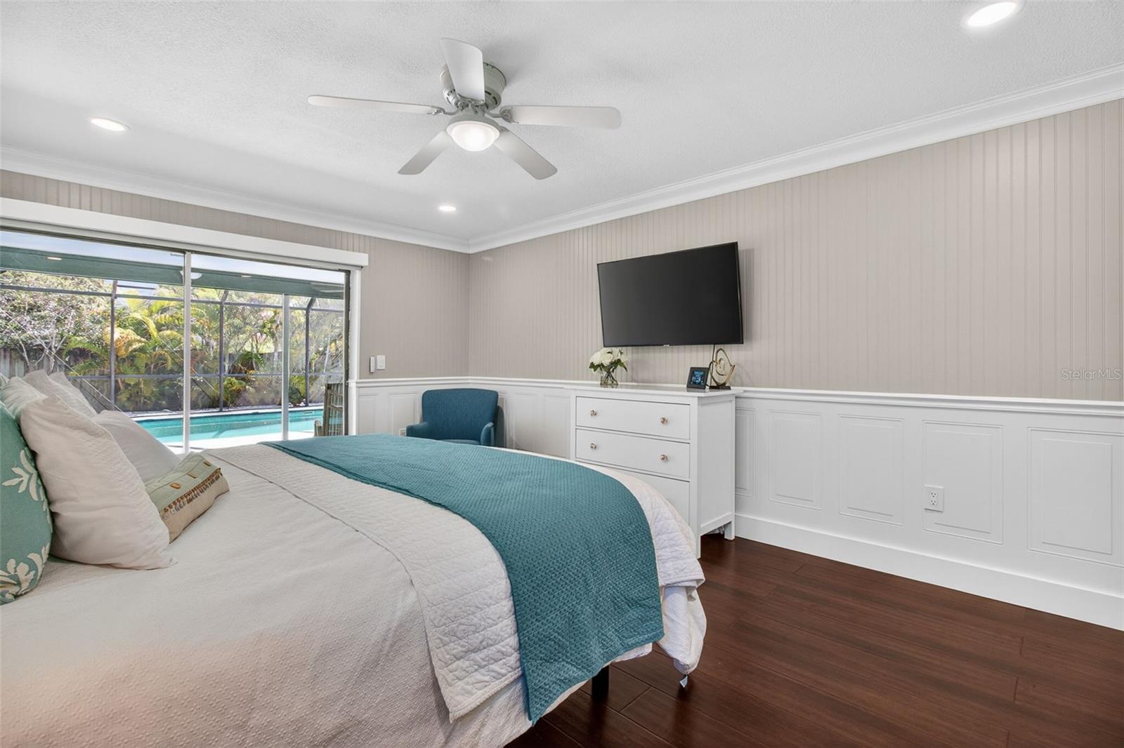 Listing photo id 21 for 2973 Somersworth Drive