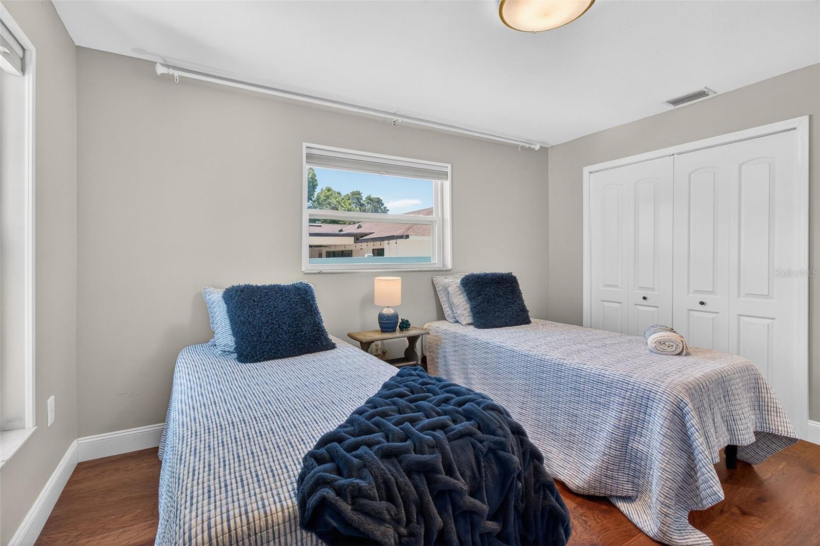Listing photo id 38 for 2973 Somersworth Drive