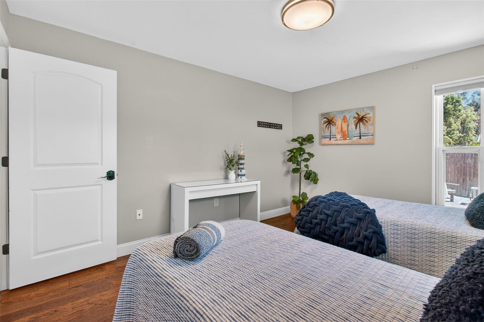Listing photo id 39 for 2973 Somersworth Drive
