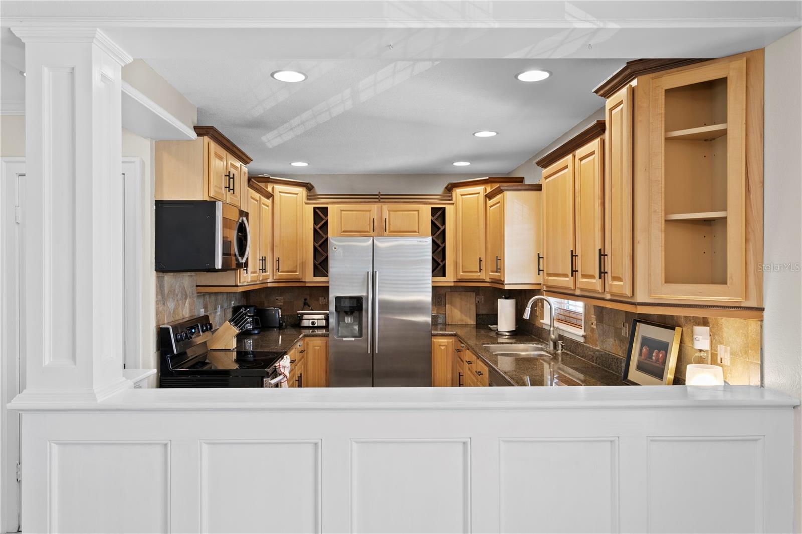 Image 15 of 33 For 2453 Kingfisher Lane G202