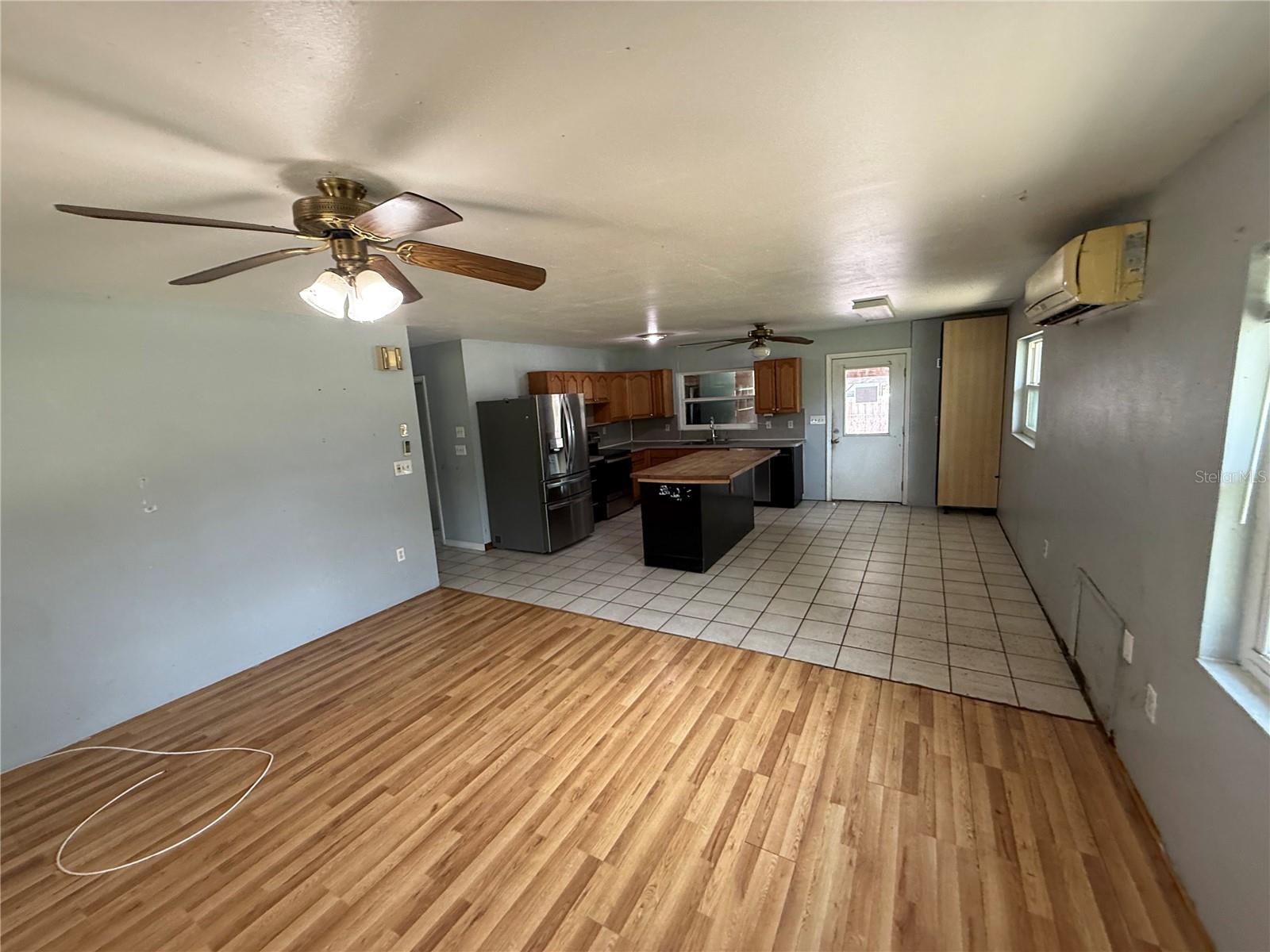 Image 4 of 12 For 3721 36th Avenue E