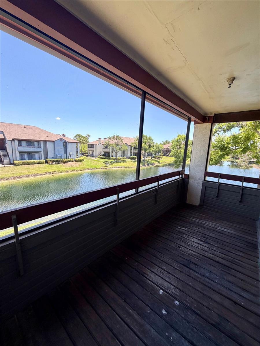 Image 14 of 16 For 10265 Gandy Boulevard N 2114