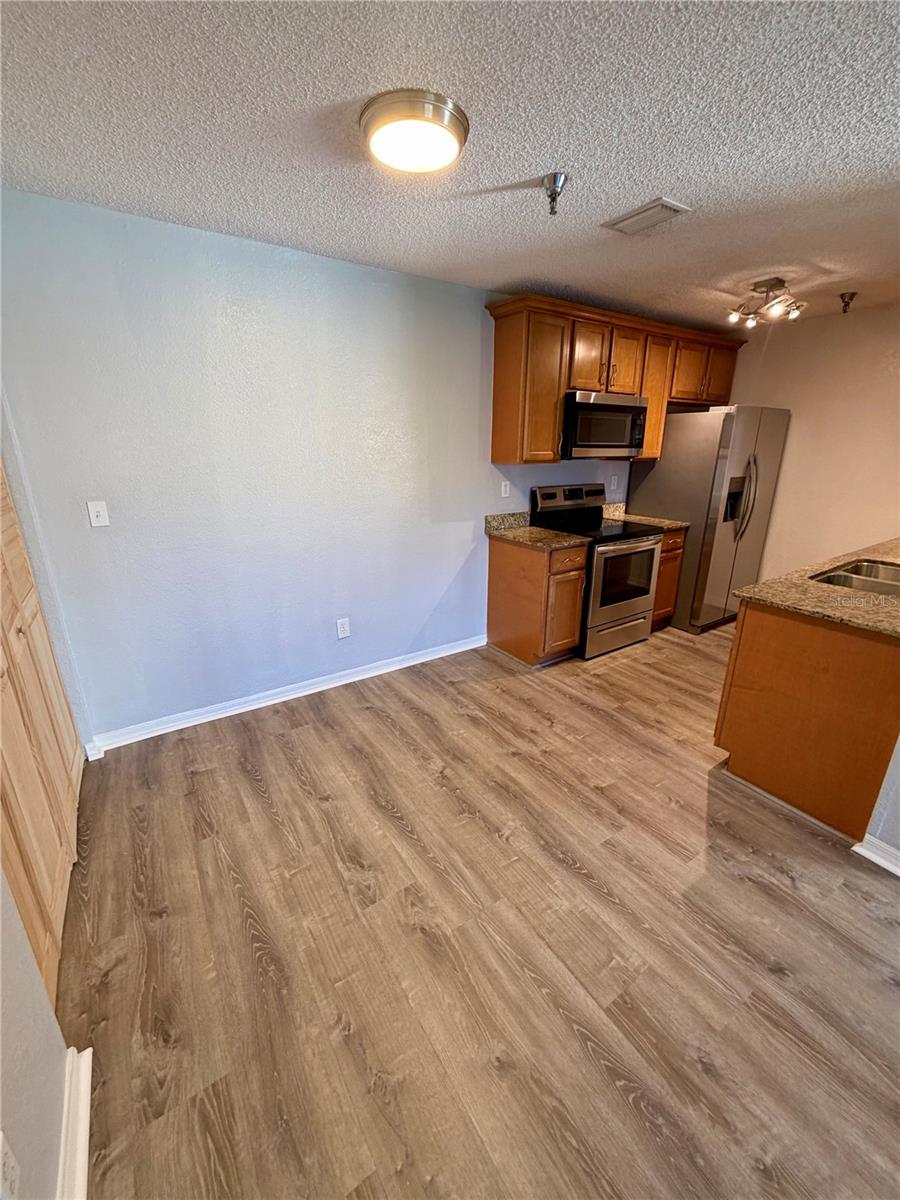 Image 4 of 16 For 10265 Gandy Boulevard N 2114