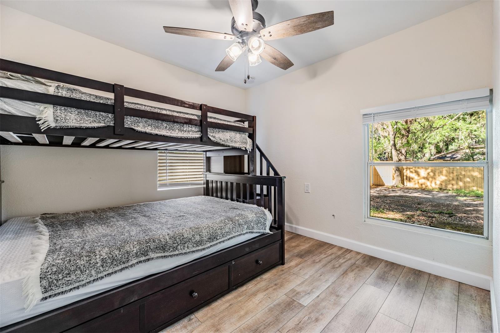 Image 18 of 26 For 4206 13th Street