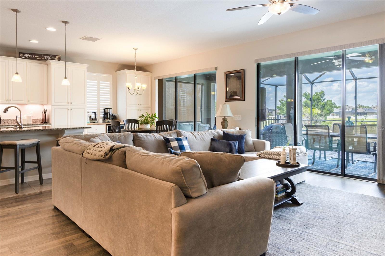 Image 20 of 41 For 11422 Leland Groves Drive