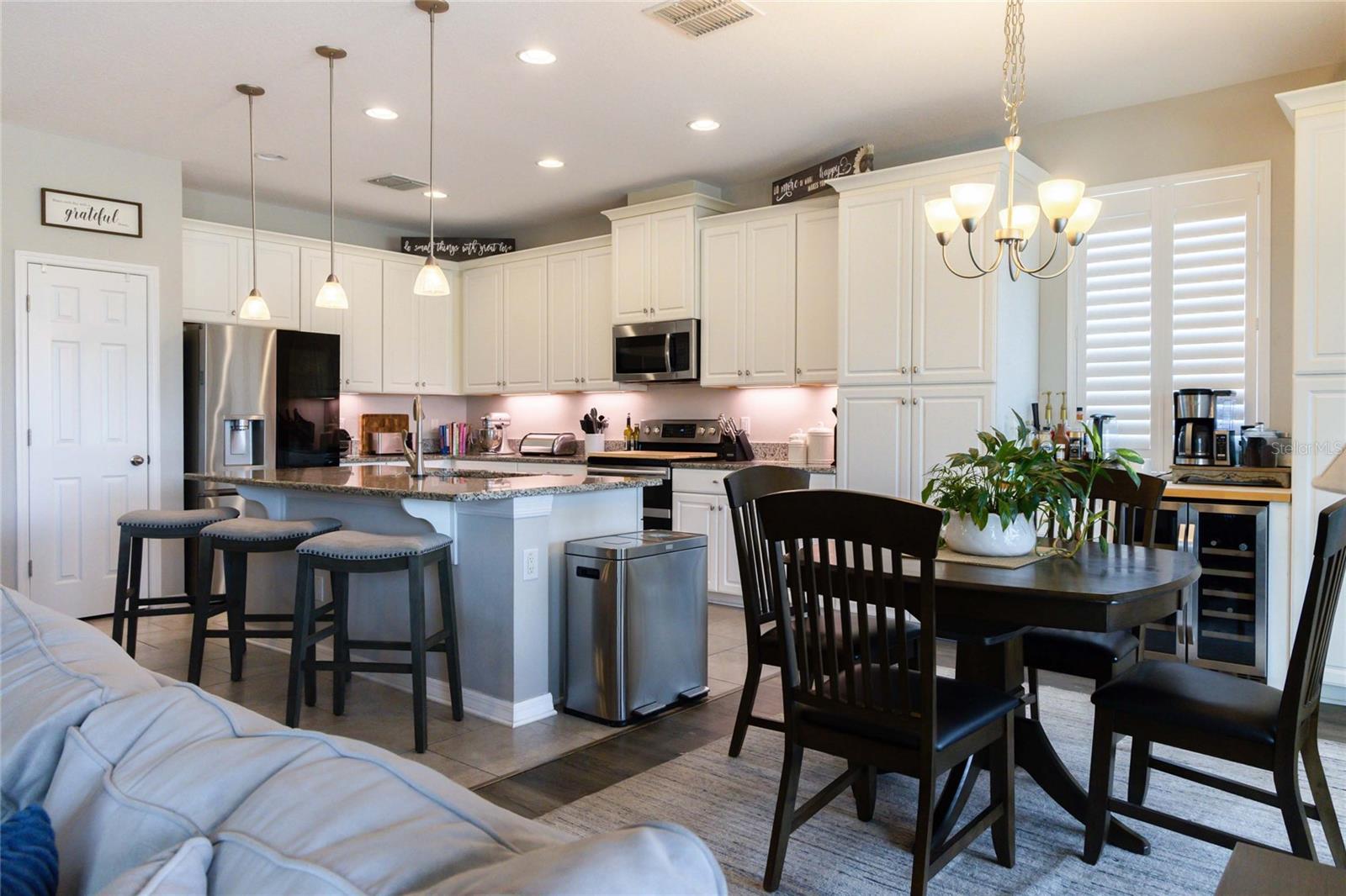 Image 22 of 41 For 11422 Leland Groves Drive