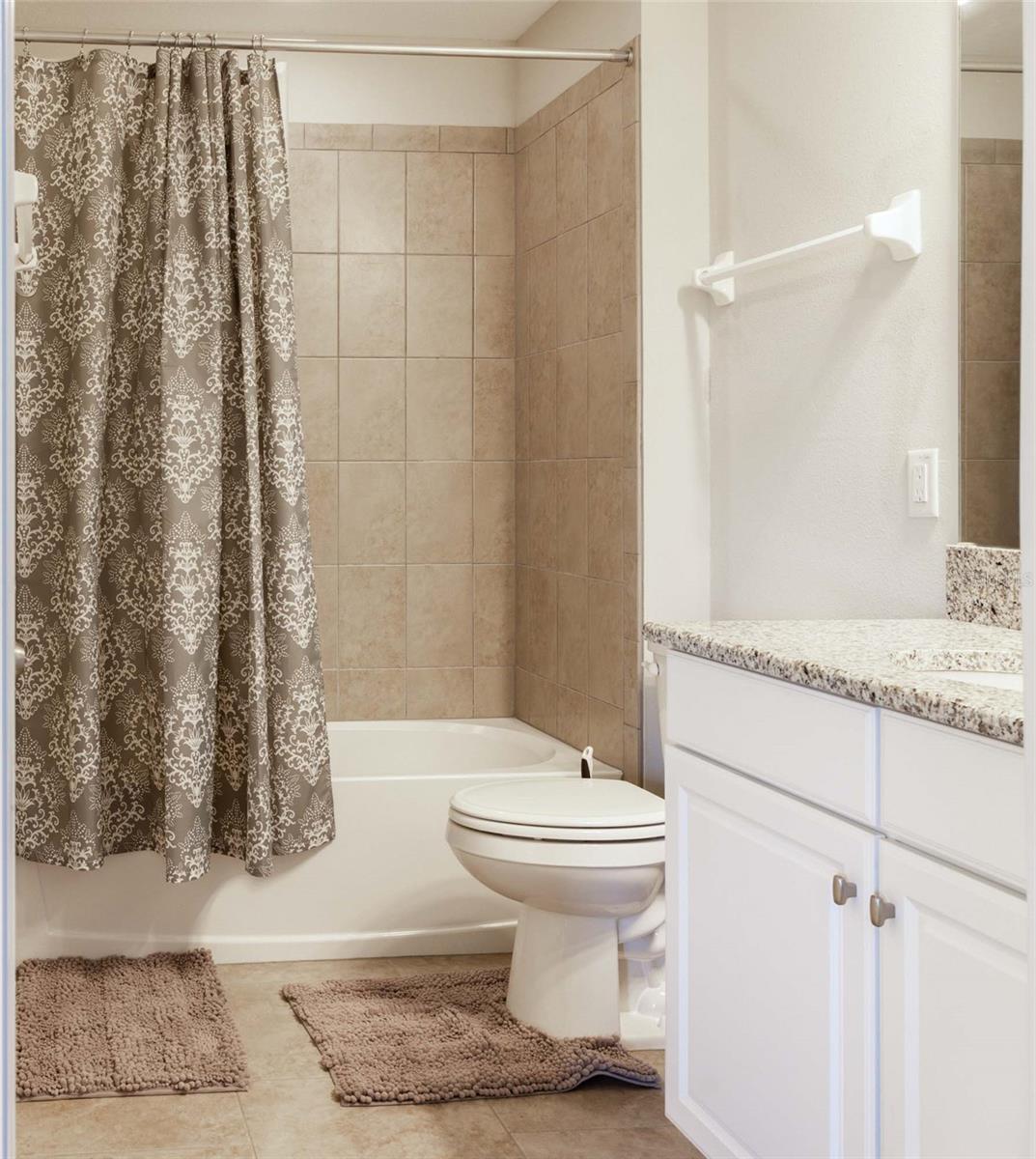 Image 29 of 41 For 11422 Leland Groves Drive