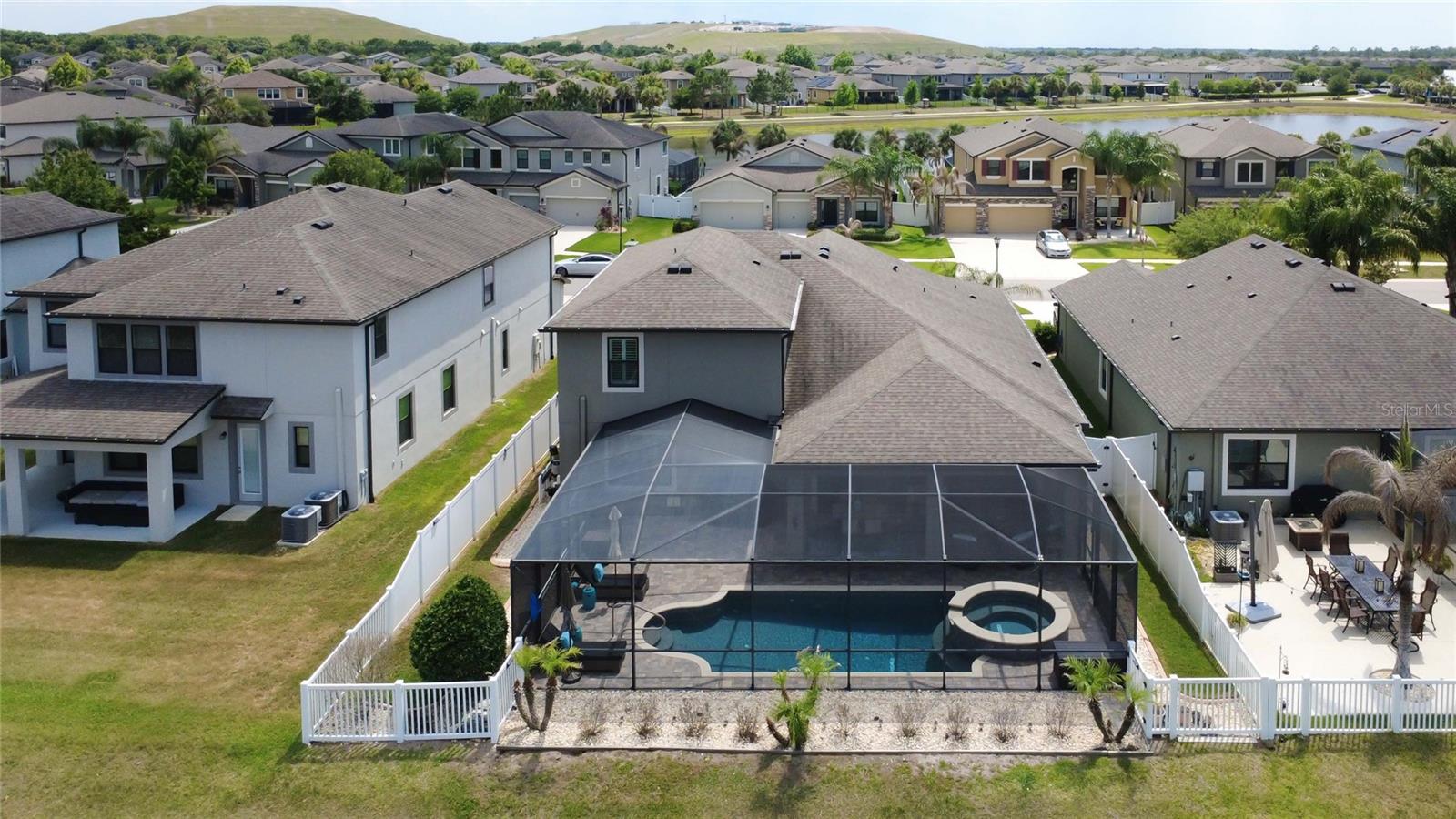 Image 38 of 41 For 11422 Leland Groves Drive