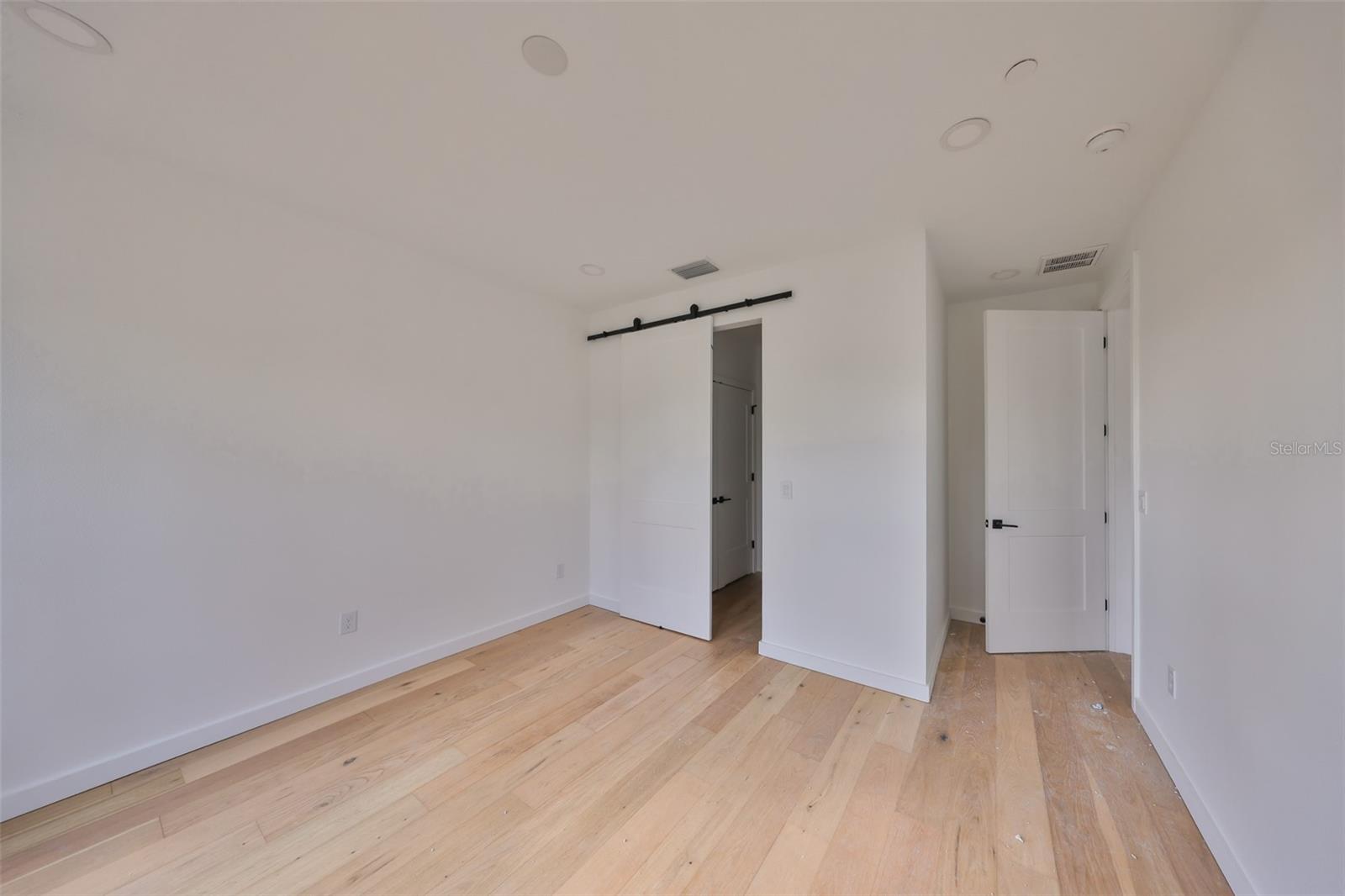 Image 17 of 30 For 1801 Morgan Street 5