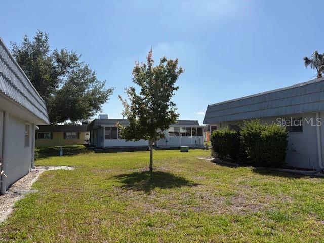 Image 4 of 38 For 202 Bedford Trail 99