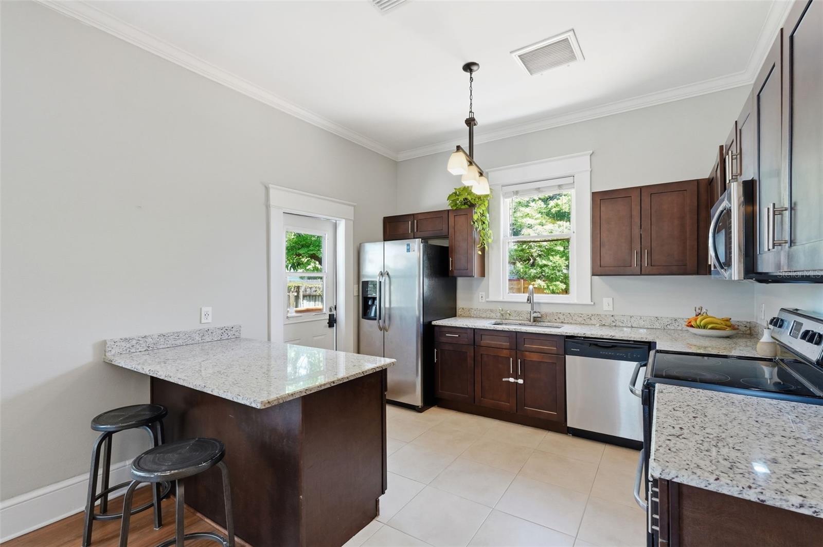 Image 12 of 41 For 3907 Tampa Street