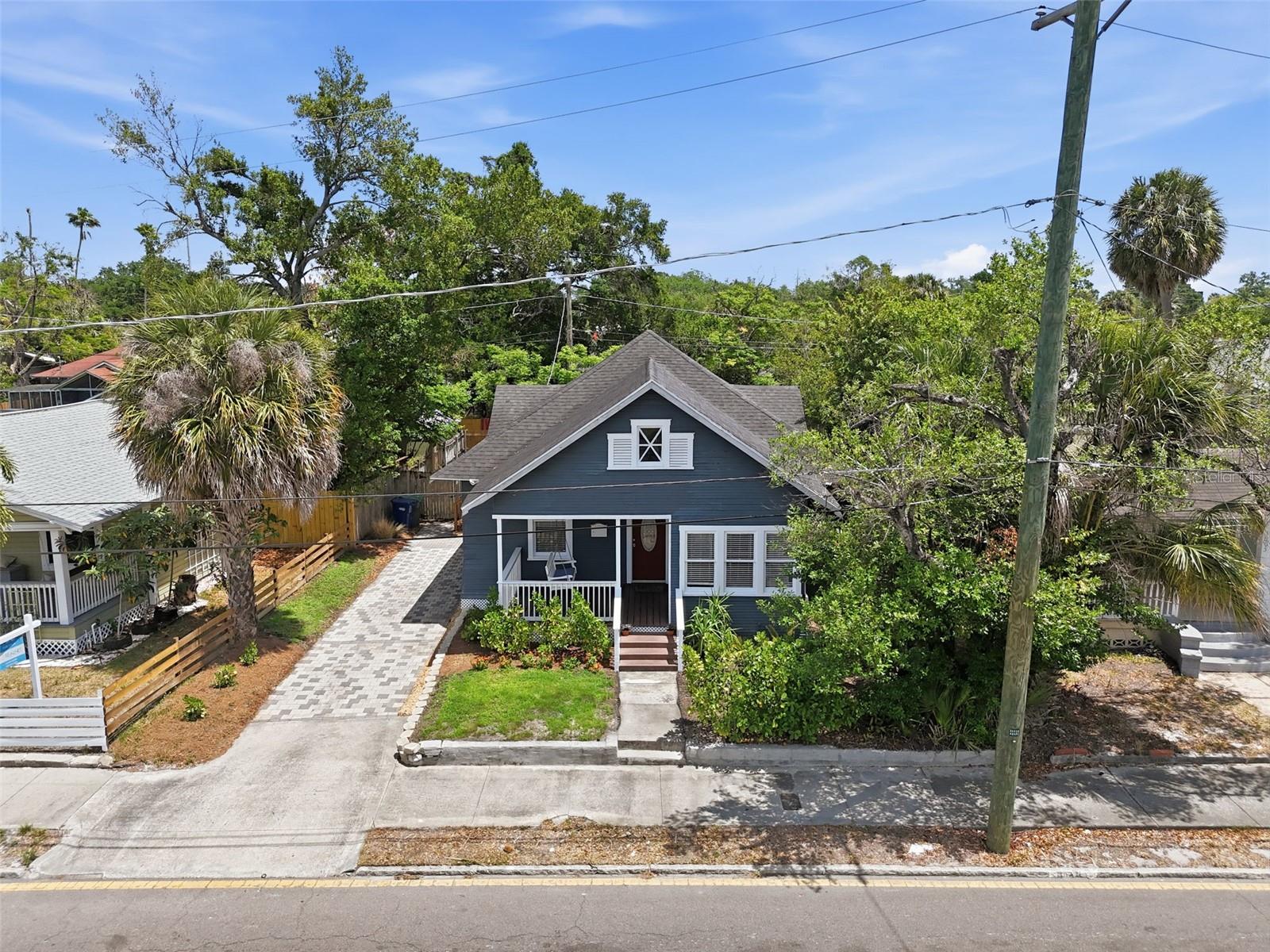 Image 37 of 41 For 3907 Tampa Street