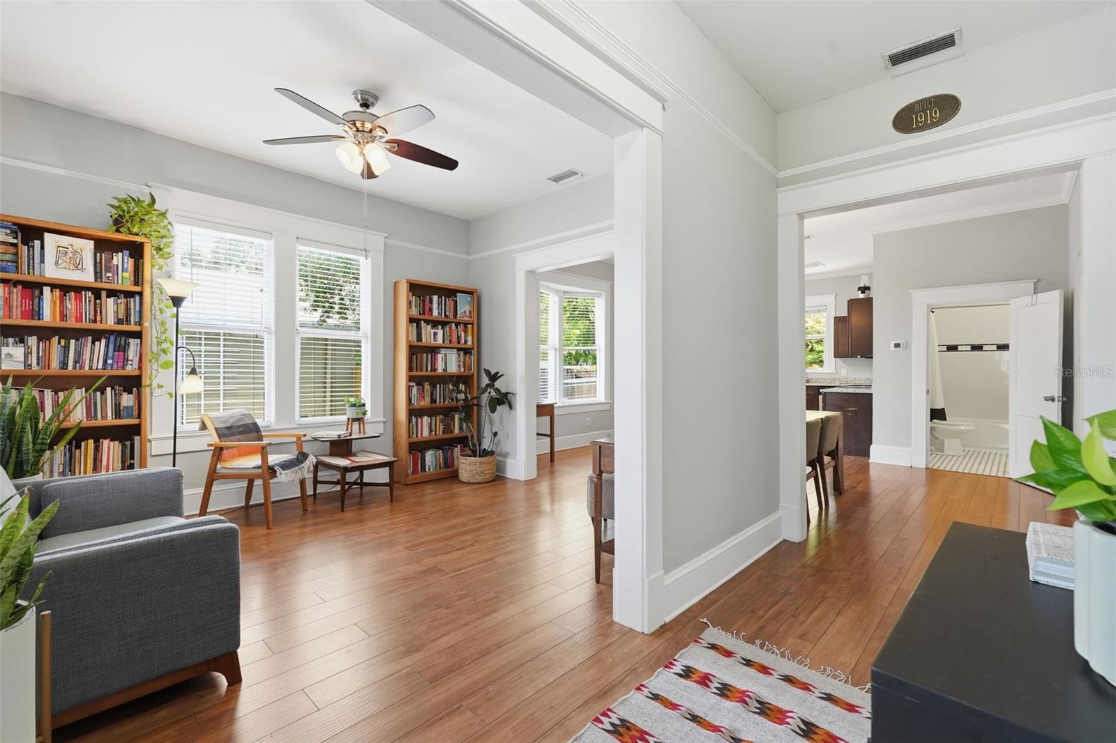 Image 8 of 41 For 3907 Tampa Street