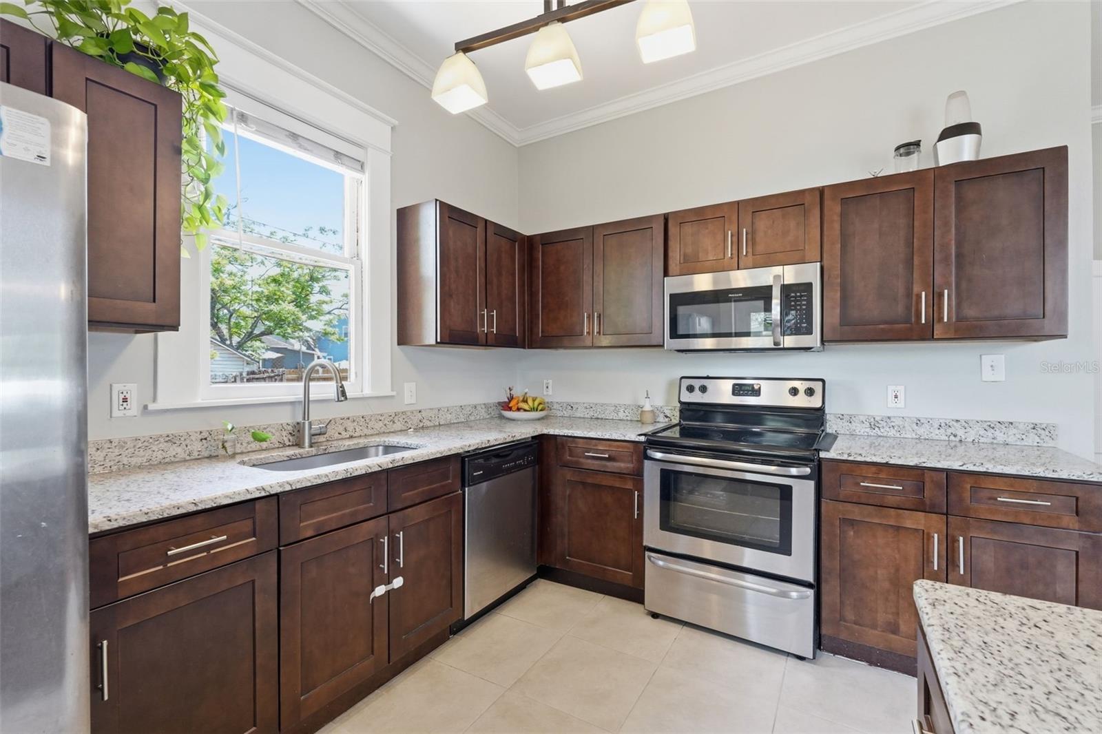 Image 9 of 41 For 3907 Tampa Street