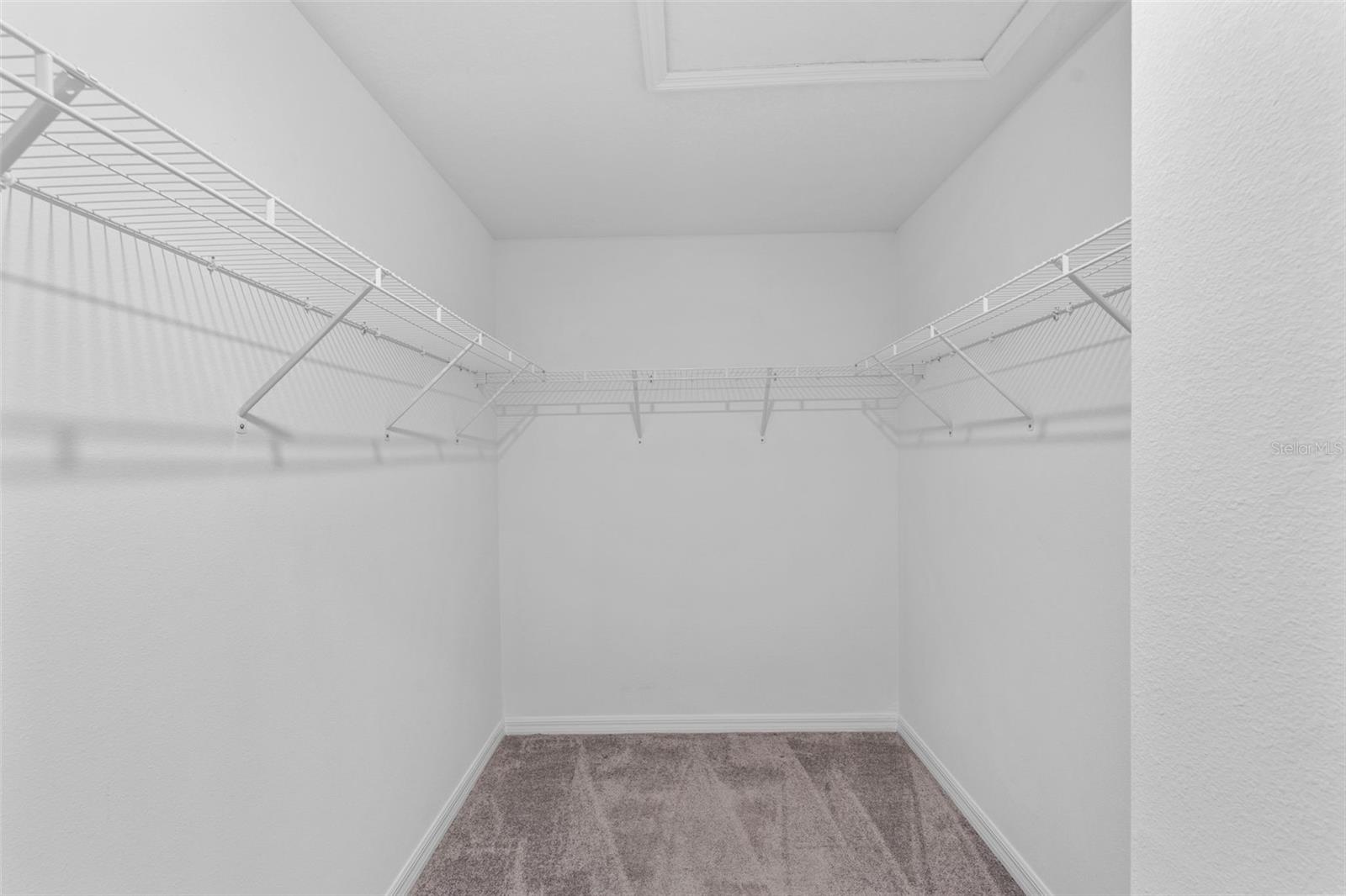 Image 33 of 42 For 741 Royal Empress Drive