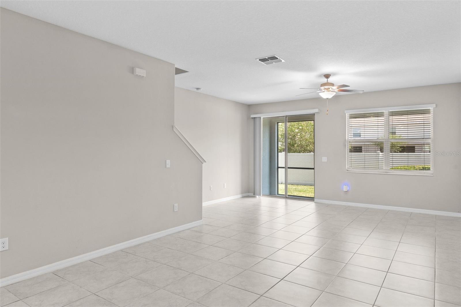 Image 5 of 42 For 741 Royal Empress Drive